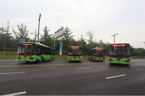 電動(dòng)公交車 圖片來源：比亞迪