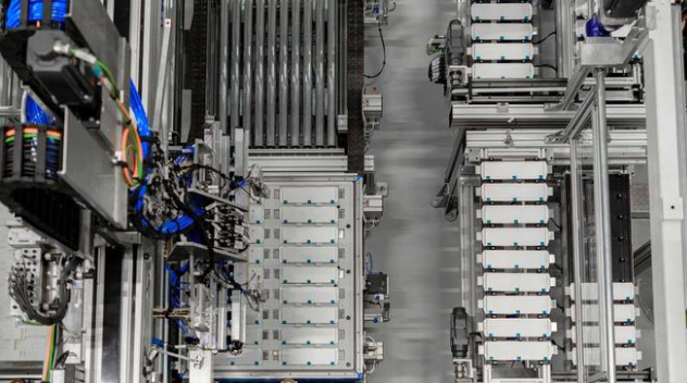 奔馳3大洲7個城市全球布局9家電池工廠 欲年產(chǎn)50萬臺 奔馳3大洲7個城市全球布局9家電池工廠 欲年產(chǎn)50萬臺