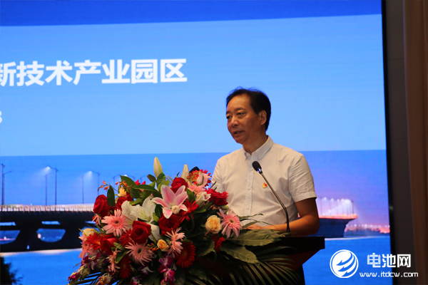中共長興縣人大常委會一級調(diào)研員、長興新能源裝備高新技術(shù)產(chǎn)業(yè)園區(qū)黨工委書記王慶忠