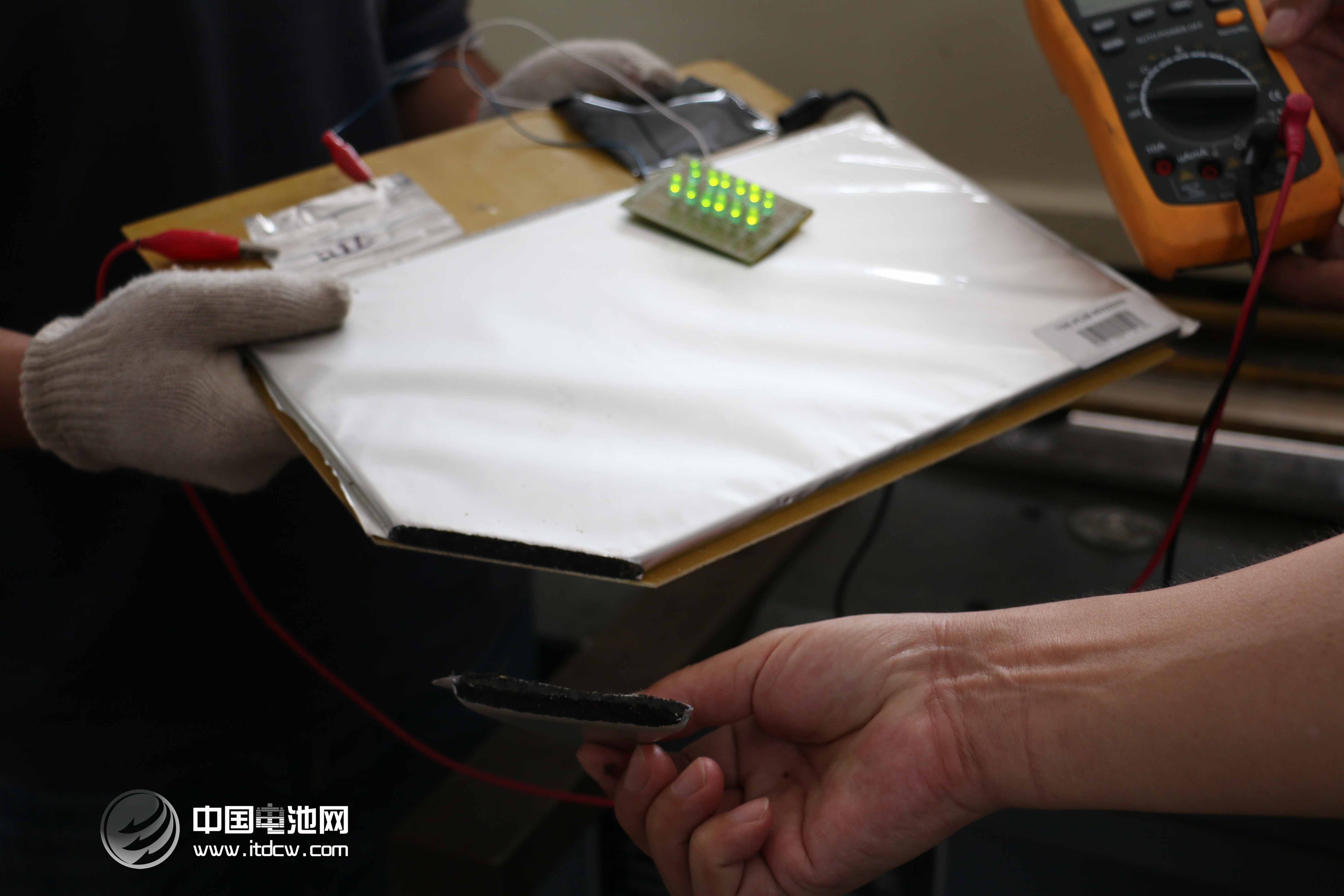 準固態電池