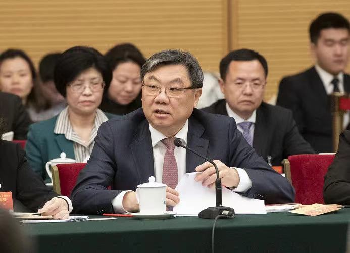 全國(guó)人大代表、上汽集團(tuán)黨委書記、董事長(zhǎng)陳虹