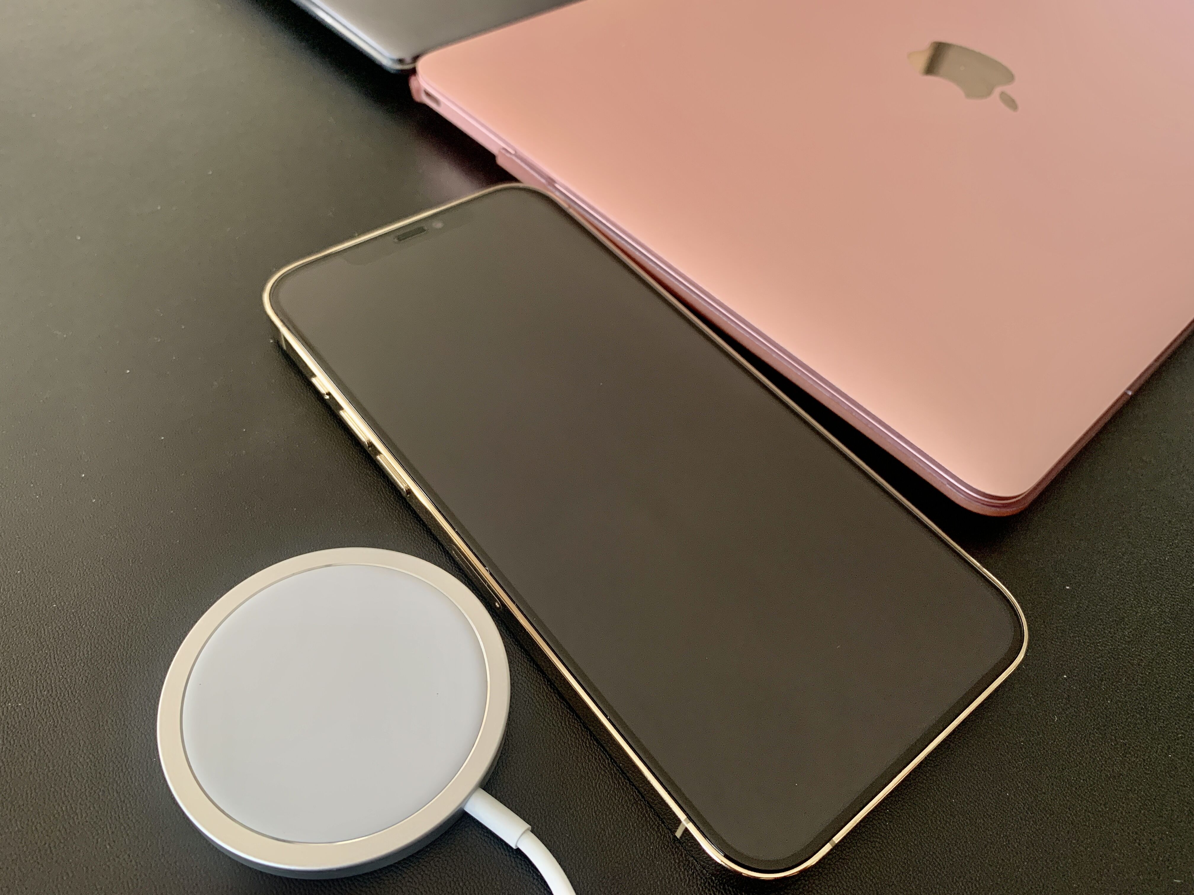 iPhone  12 pro Max