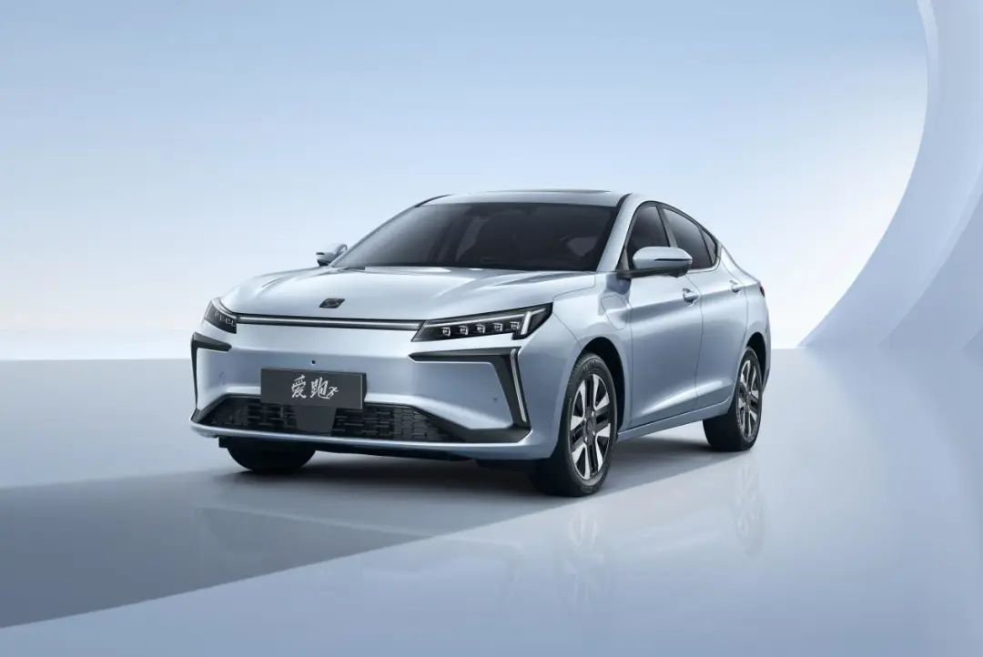 江淮汽車7月銷售純電動(dòng)乘用車17212輛 年內(nèi)累計(jì)銷售97301輛