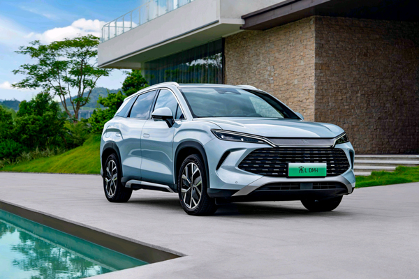 13.58萬元起售！更懂中國人的SUV！比亞迪宋家族雙王炸齊發
