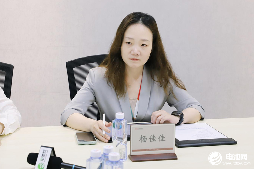 中國電池新能源產業鏈調研采訪團（廣東站）一行到訪億緯鋰能